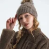 Czapka damska Oh Mega Fur Pom Beanie