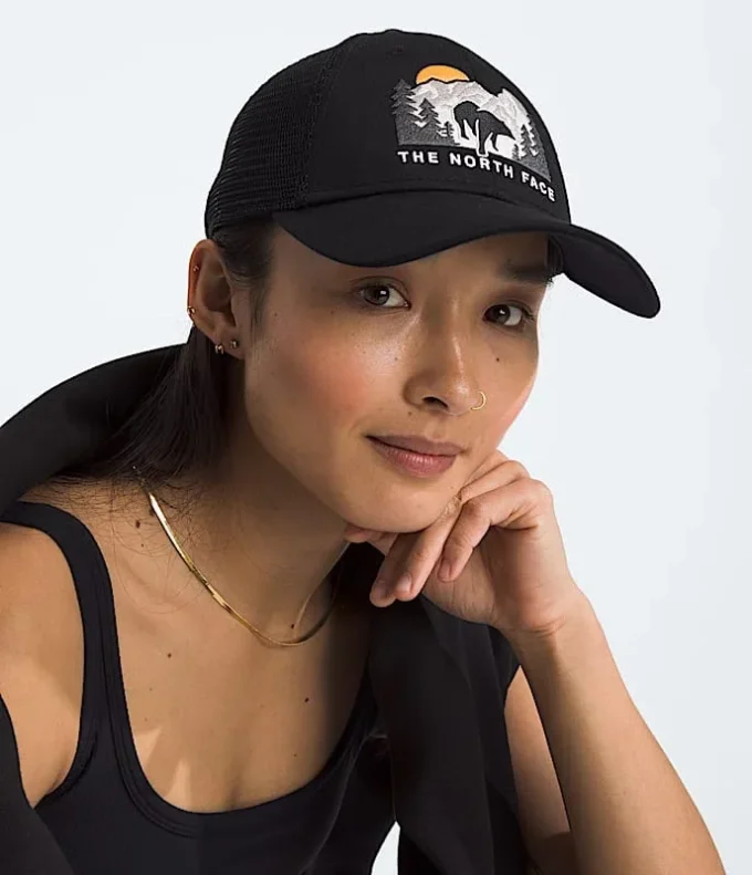 Czapka z daszkiem Mudder Trucker z haftem