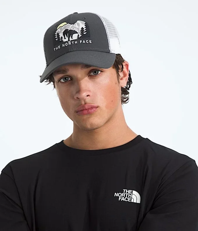 Czapka z daszkiem Mudder Trucker z haftem