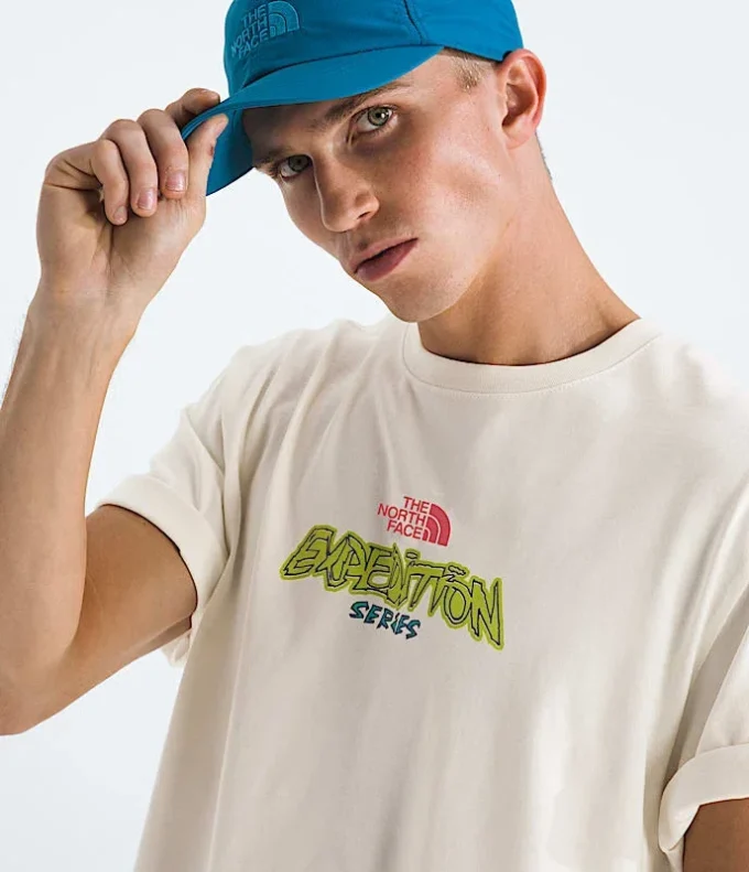 Męska koszulka z krótkim rękawem TNF™ Essential Expedition Series — grafika