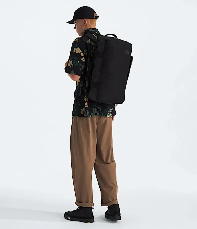 Torba Base Camp Voyager Duffel — 32 l Torba Base Camp Voyager Duffel — 32 l