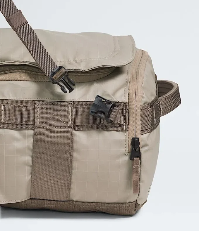 Torba Base Camp Voyager Duffel — 32 l